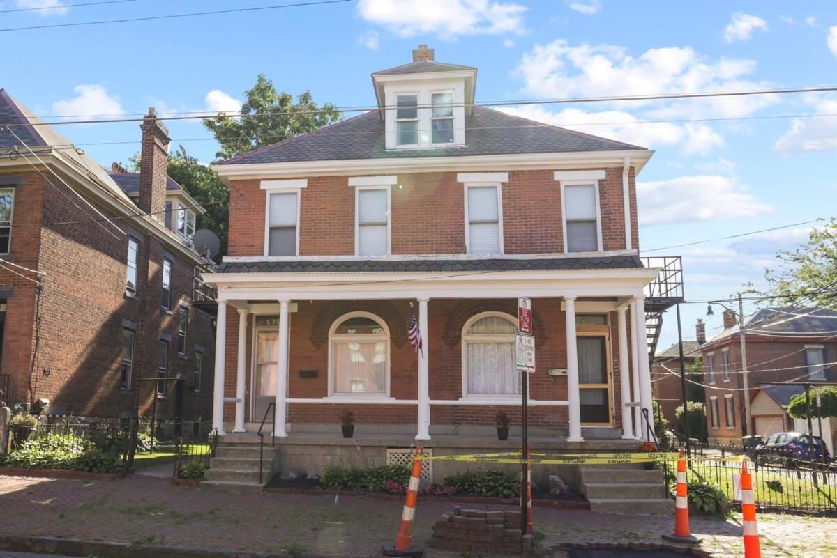 Housepitality - Cityscape - Historic 2br